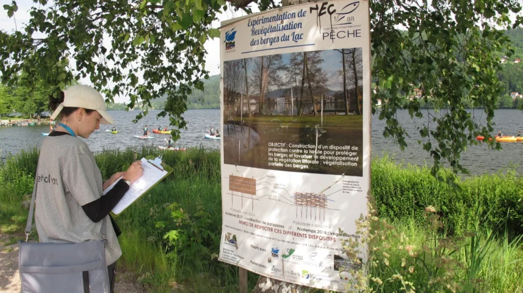 Les membres du projet sur le terrain pour des relevés d’écologie ! Les membres du projet sur le terrain pour des relevés d’écologie !