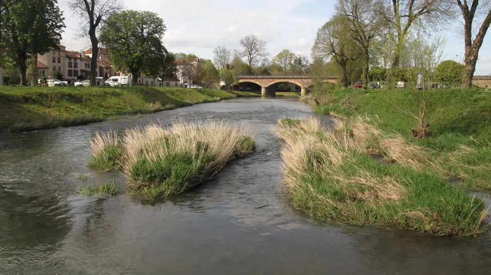 La rivière de Madon à Mirecourt